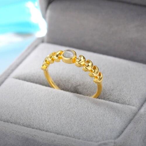 Gold Opal Crescent Moon Rings Couples Stainless Steel Vintage Geometric Finger Ring for Women Men Fashion Jewelry Party Gifts