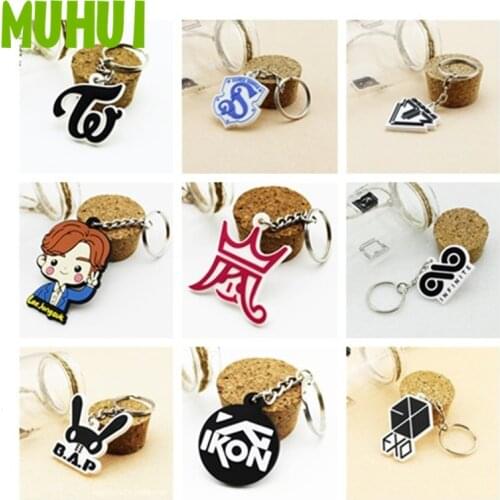 Kpop TWICE EXO GD CNBLUE INFINITE KeyChain Fashion Silicone Women Bag Key Chain Jewelry Chaveiro Llaveros B086