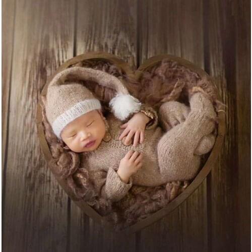 INS Baby Photography Props Vintage Wooden Basin Full Moon Heart Shape Box Newborn Infants Take Photo Posing Shooting Accessories