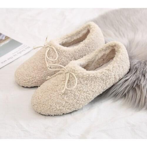 Fashion Flat Shoes Women High Quality Slip on Pompon Furry Loafers Comfortable Warm Winter Ladies Shoes Zapatos De Mujer W36-39