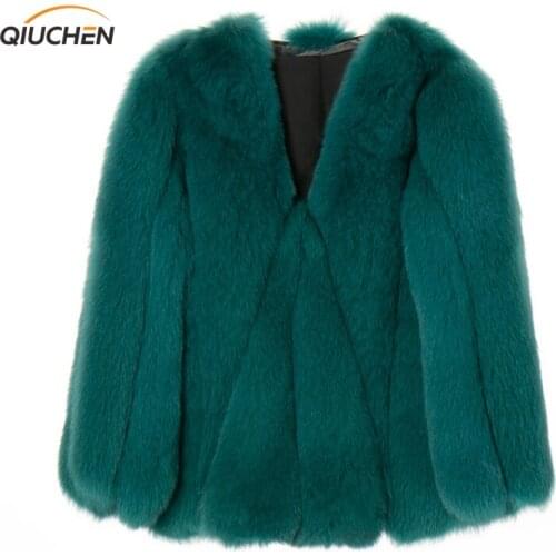 QIUCHEN PJ21027 2021 New women winter jacket high quality keep warm in winter fashion model short coat real fox fur