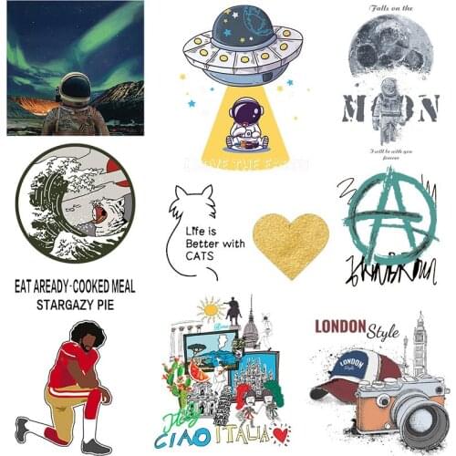 Astronaut Patterned Patch Iron On Transfers For Clothing Diy Heart Cat Clothing Patches Thermoadhesive Parche Print Washable
