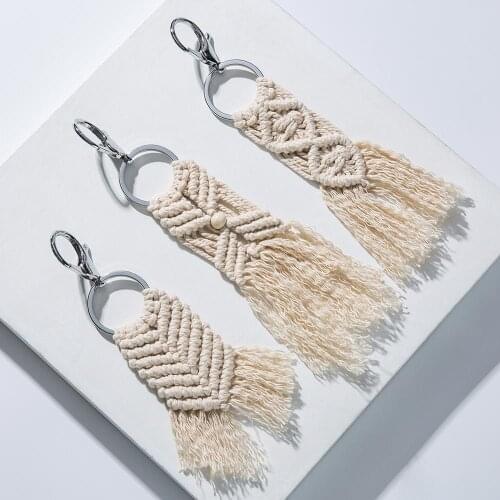 Artilady Macrame Keychain Bohemia Tassel keyring Handmade Bag Charm Car Hanging Jewelry Gift for Friends Women Drop Shipping