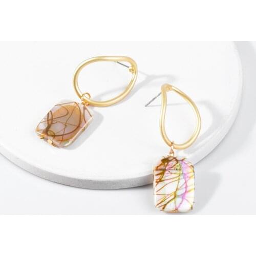 Bohemia Geometric Square Natural Shell Drop Dangle Earrings for Women Vintage Wedding Jewelry Gold Alloy Circle Earrings