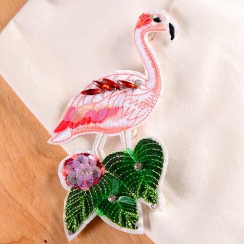 1 PC Hand drilled rhinestone flamingos clothes stickers sew sequins diamond embroidery clothing patch pink iron on bird patches