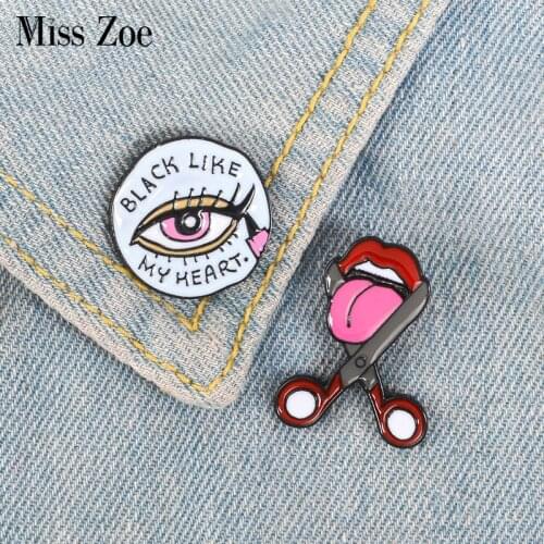 Eyeliner Cut tongue Enamel Pin Black like my heart badge brooch Lapel pin Denim Jeans shirt bag Fun Jewelry Gift for Girl Friend