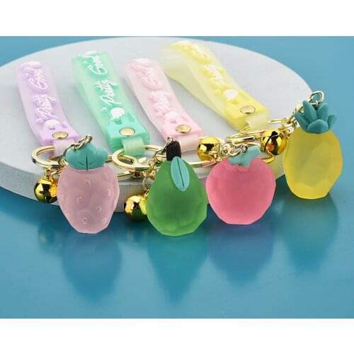 Acrylic Fruit Keychain Lovely Yellow Pink Pineapple Keyring Women Bag Pendant Key Chain Strawberry Ornament School Bag Accessory