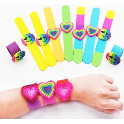 Jiangzimei 24pcs/lot Cartoon Flamingo bracelet Flexible Wrap Slap Wristband Bangle for Kid Children Girl Favourite party gift