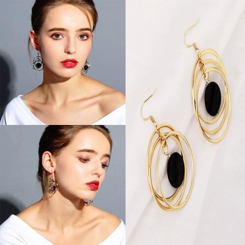 South Koreas New Fashion Rhinestone Hoop Earrings Shiny Crystal Hollow Gold Round Earrings Womens Wedding Jewelry Gifts