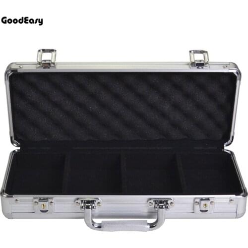 Square chip case for 100 chips and the acrylic case for 600 chips For NL About 3 months