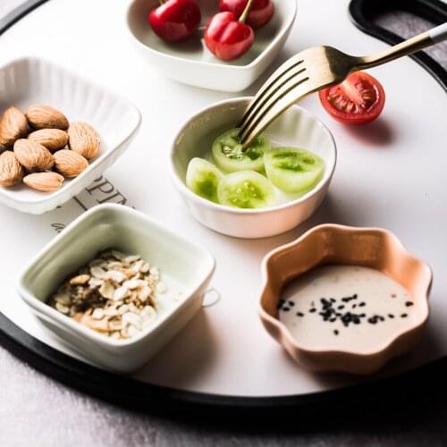 Saucer dressing mini home creative Japanese ceramic dipping sauce vinegar salad tomato sauce dish chopsticks flatware set