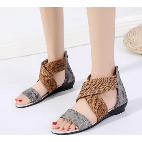 Summer New Style Roman Flat-bottom Bag with Womens Sandals Mature Casual Serpentine Hollow Large Size Sandals Women
