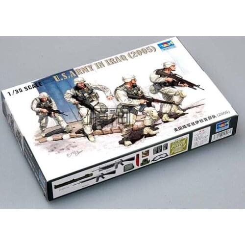 Trumpeter Military Model Scene Doll Soldier 1/35 US Army 2005 Troops Stationed in Iraq