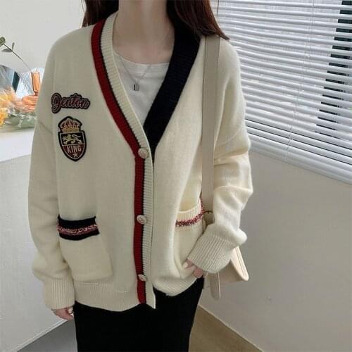 Knitted cardigan womens autumn and winter 2021 new sweater temperament color matching long-sleeved v-neck outer top