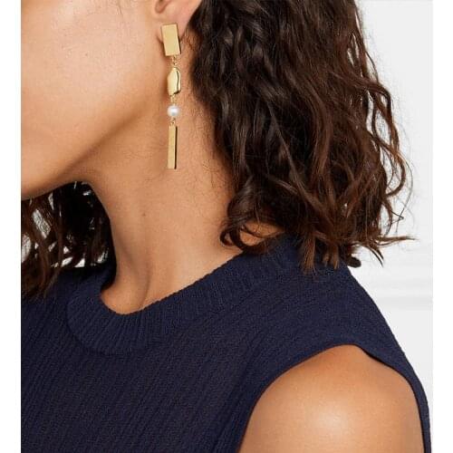 Personality Jewelry Vintage Gold Metal With Pearl Asymmetry Aros Punk Style Aesthetic Aretes Korea Fashion Stud Earrings Pendant