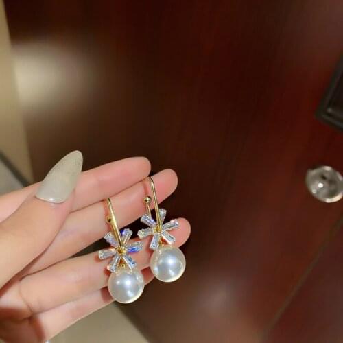 Summer new personality creative flower pendant earrings luxury fashion casual dance party earrings for women