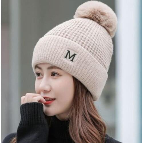 2020 Korean Winter Womens Hat Solid With Letter M Cap Knitted Wool Warm An thickend Beanie Lovely Big Pompoms Hats for women