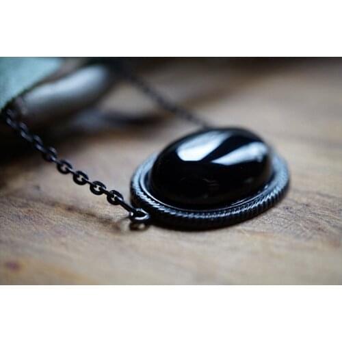 Black Onyx Necklace-Oval Necklace-Onyx Pendant-Witchy Choker-Moon Goddess Necklace/Crystal Necklace - Witch Jewelry - Celestial