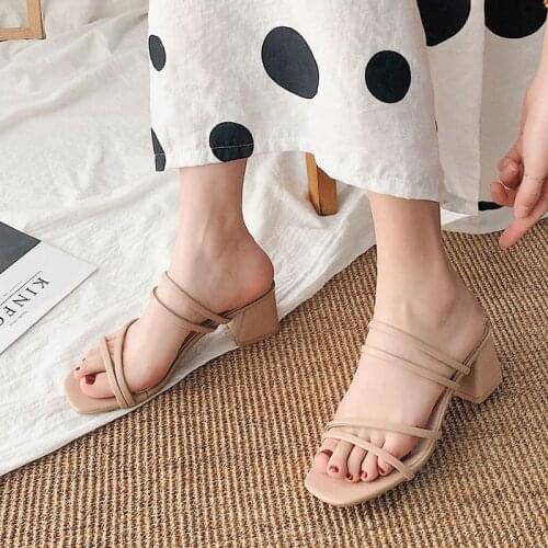 Women Sandals Ladies Square Heels Elegant Summer Slippers Outside Cross Tied Leather Female Slides 2021 Fashion Woman Sandals