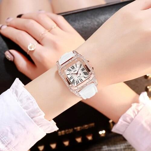 Casual Starry Quartz Watch and Womens Korean-Style Square Rhinestone Bracelet