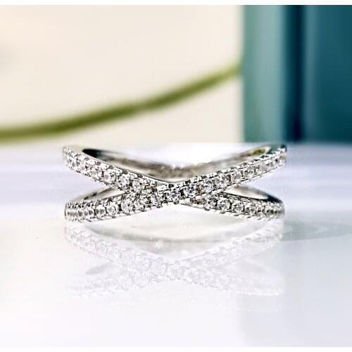 Luxury 100% 925 Sterling Silver Created Moissanite Gemstone Wedding Party Creative Cross Fashion Ring For Women Fine Jewelry