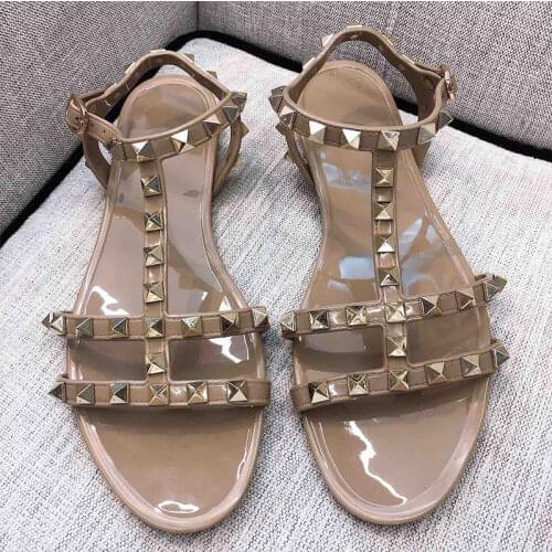 Womens Sandals Women 2020 New Summer Shoes Hot Sell Fashion Ladies Shoes for Beach Rivets Gladiator Sandals Large Size 40