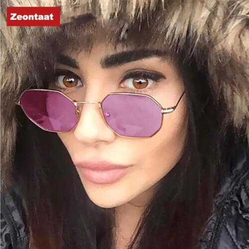 Fashion Vintage Brand Designer Lady Small Square Sunglasses Women Rivet Eyewear Flat Top Black Blue Pink Sun Glasses Female