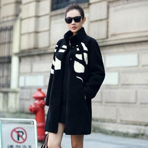 Winter Coat Women 2020 Fashion Sheep Shearling Fur Coats Real Wool Female Jacket Stand Collar casaco feminino WYQ1555