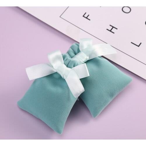 20pcs Flannel Bag Silk Ribbon Jewelry Flannel Bag Jewelry Bag Coustom Logo Wedding Christmas Brithday Candy Bag Marige Present