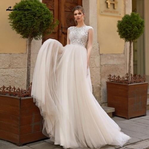 Lashmigown Summer Boho Wedding Dress 2021 Robe Elegant Bridal Tulle Long Beach Wedding Dresses Cap Sleeve Open Back Lace Top