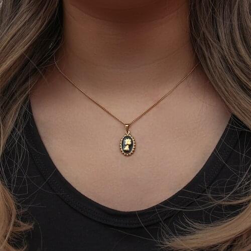 Ladies Vintage Jewelry 316L stainless steel 18K Gold baroque Black Enamel Elizabeth Portrait Oval Pendant Necklaces For Women