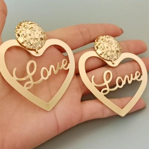 Kpop Bijoux Femme Love Letter Stud Earrings Rose Gold Boucle D'oreille Love Heart Earrings For Women Hip Hop Jewelry Gift