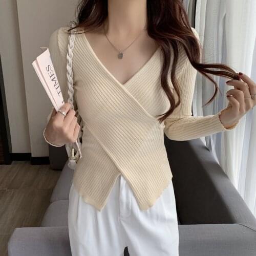 V-neck Knitted Sweater Womens Fashion Autumn and Winter Korean Pullover Bottomed Versatile Slim Sweater Long Sleeve Shirt 16157