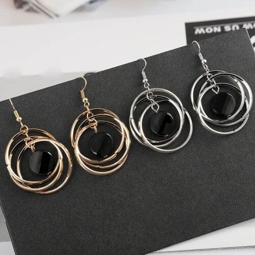 BTWGL Modern Women Earrings 2019 Round Big Hoop Smooth Earrings Simple Style Ears Clear Circle Charm Earrings For Women Jewelry