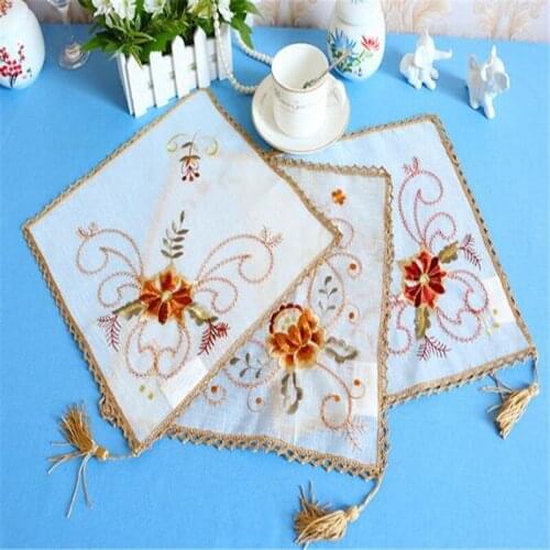 Free Shipping By Random Elegance Embroidery 28x28cm Tablecloth Cup Mat Cover Place Wedding Party Chirstmas Gift Antependium