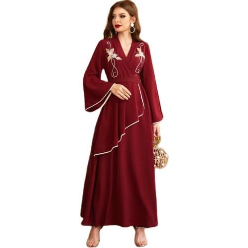 2021 Wine Red Hair Ball Pearl Diamond Long Sleeve Skirt Middle East Clothing Ethnic Dress Abaya Muslim Women Dress Islamic Art