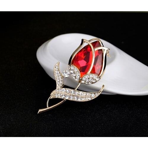 YLWHJJ brand NewCorsage Fashion Flower Rhinestone Women Brooch Tulip Glass Brooch Wholesale Rose Jewelry