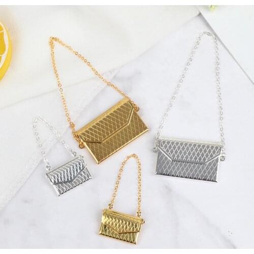 1pcs Dollhouse Miniature Metal Chain Pack Doll Bag Shopping Handbag for Doll Clothes Decor Accessories