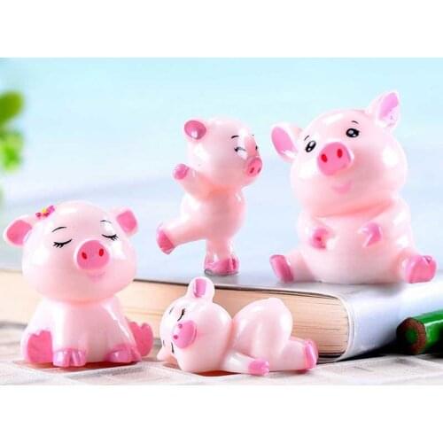 4pcs Piggy family miniaturas resin Pink pig miniature figurines diy souvenirs birthday party Dolls Accessories Dolls Accessories