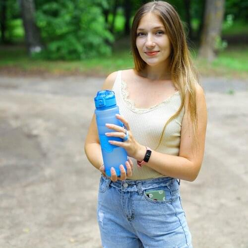 ZORRI Gift Bottle For Water Tour Outdoor Protein Shaker Sports Water Bottle Leak Proof Seal Water Bottles BPA free Drink Bottle