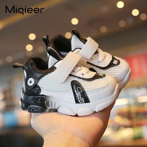 Fashion Children Casual Sneakers 2021 Spring Soft Non-slip Kids Shoes Breathable Mesh Boys Girls Sneakers Running Sports Shoes