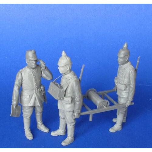 1/35 Resin Model Building Kit Figure Communication team