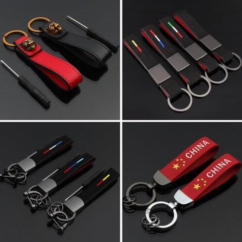 Italy Flag Tiger Head KeyChain for BMW E46 M5 M3 Hyundai Volvo Fiat Citroen Mitsubishi Renault Hanging Fashion Key Ring Men Gift