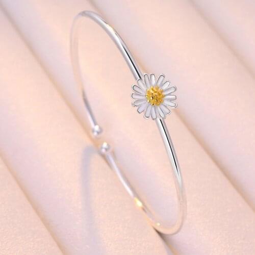Cute Daisy Bracelet Bohemian Cute Enamel Sunflower Chrysanthemum Pendant Bangles Charm Link Chain Wedding Jewelry