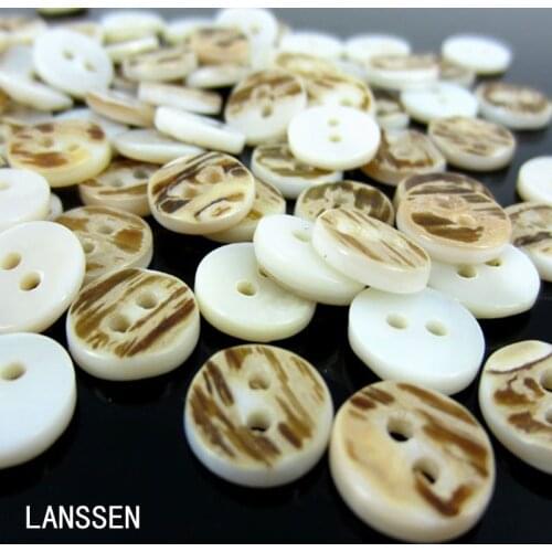 100Pcs/Lot 3/8" 10mm Round Shell Sewing Buttons 2 Hole Button Natural Shell Buttons Mother of Pearl