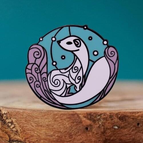 White Pet Snow Mink Ferret Ermine Brooch Metal Badge Winter Animals In Nature Lapel Pin Wildlife Jewelry