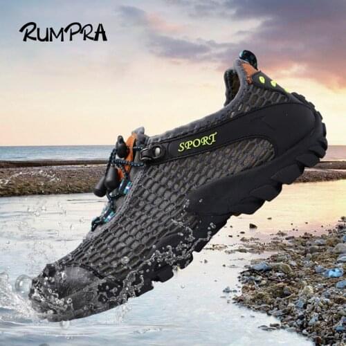 Summer Sneakers Men Barefoot Water Shoes Outdoor Breathable Mesh Climbing Hiking Shoes For Men Upstream Aqua Shoes Beach Sandals