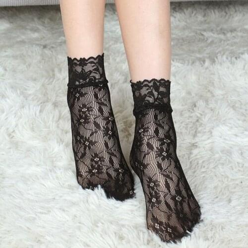 One Pair Women Fishnet Socks Sexy Grid Short Socks Black Thin Hollow Lattice Geometry Summer Breathable Net Socks Mesh Stockings