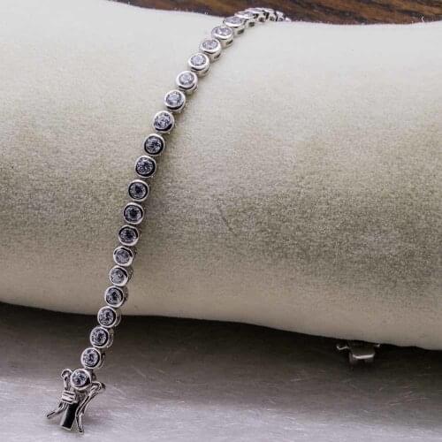 925 Sterling Silver Bracelet with Zircon Stone and Waterway Design