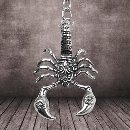 Hip Hop Black Scorpion King-Shape Keychain Personality Punk Insect Animal Man Pendant Key Chain Keyring Christmas Gift